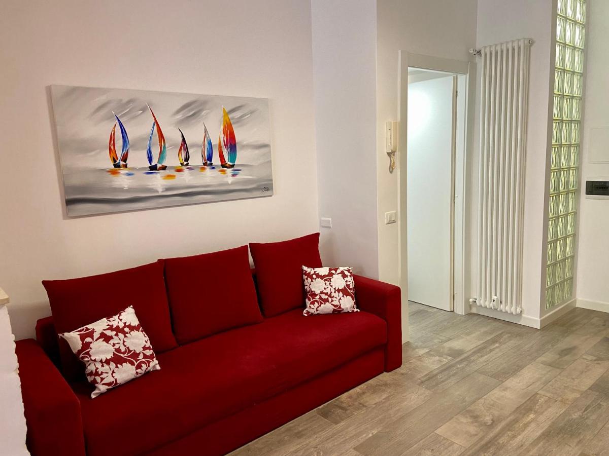 Casa Magrini - Intero Appartamento In Roma Marconi エクステリア 写真