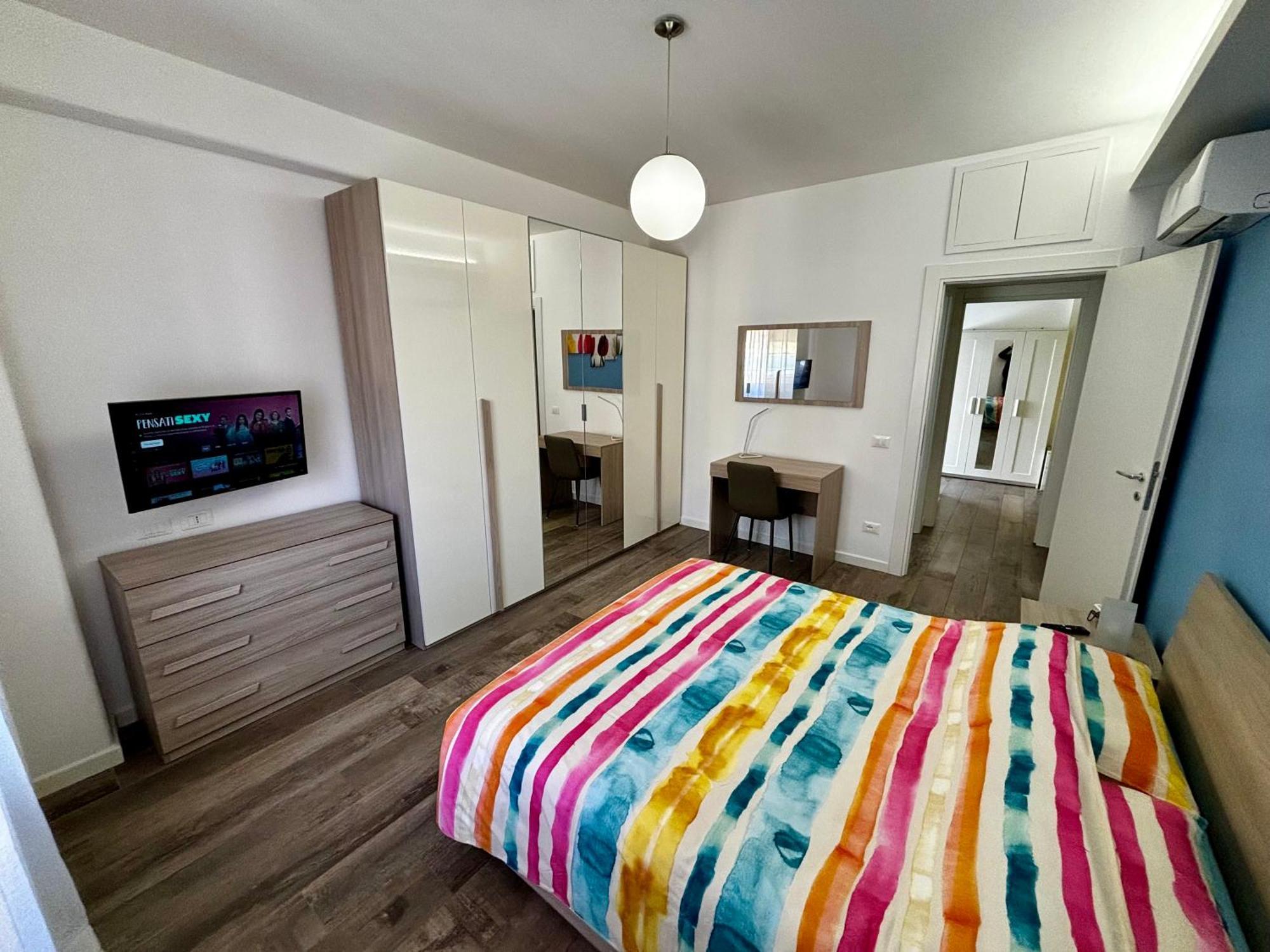 Casa Magrini - Intero Appartamento In Roma Marconi エクステリア 写真